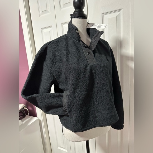 NWT NEW Adidas Women’s Black Polar Fleece Crop Pullover / Size Medium / IN9439 - Picture 6 of 13